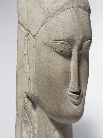 Sculpture d'une tête de femme